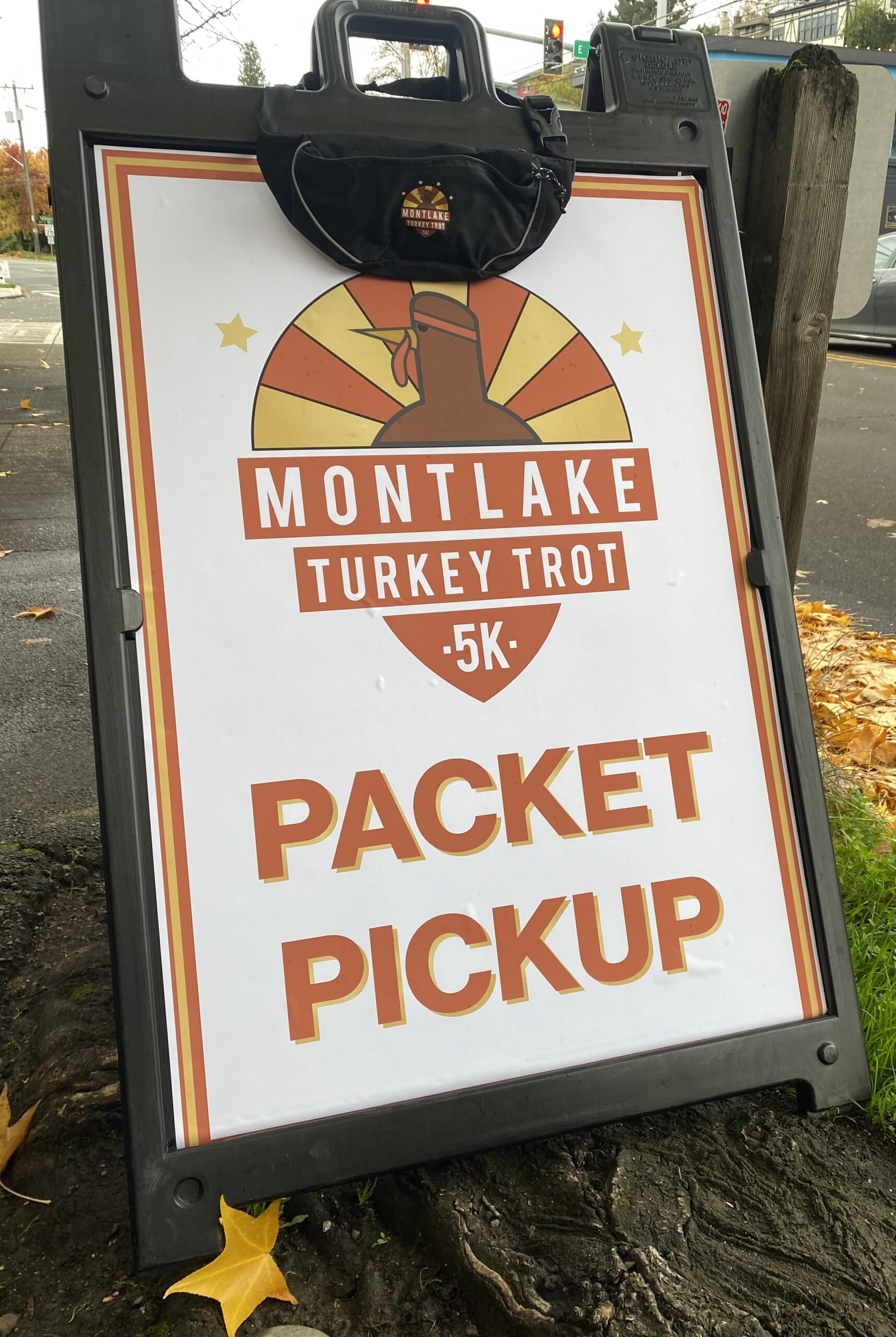 Register today for the Montlake Turkey Trot!
